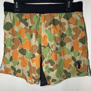 Tachuntfish Men’s 6” Green Orange Camo Athletic Training Shorts LARGE